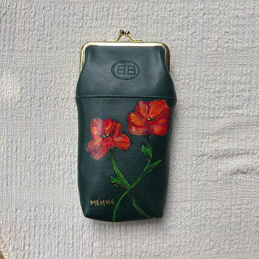 hand-painted vintage buxton buxhyde leather coin purse | red poppy original art kiss-lock pouch